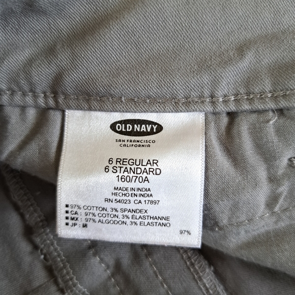Old Navy Women's Gray Pants - Picture 3 of 5